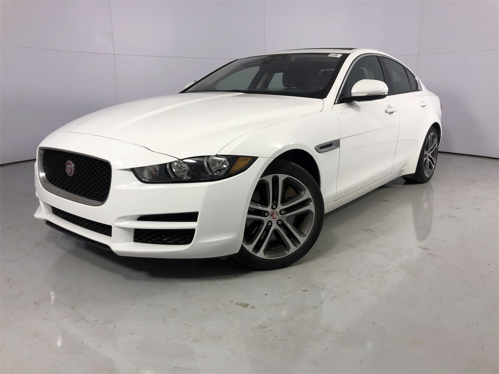 Pre-Owned 2017 Jaguar XE 35t Premium 4D Sedan in Hinsdale #LH11668P ...